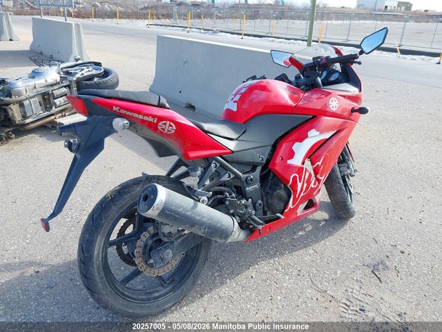 2012 Kawasaki Ex250r Ninja მანქანა იყიდება აუქციონზე, vin: JKAEXMJ16CDAB0327, აუქციონის ნომერი: 20257005