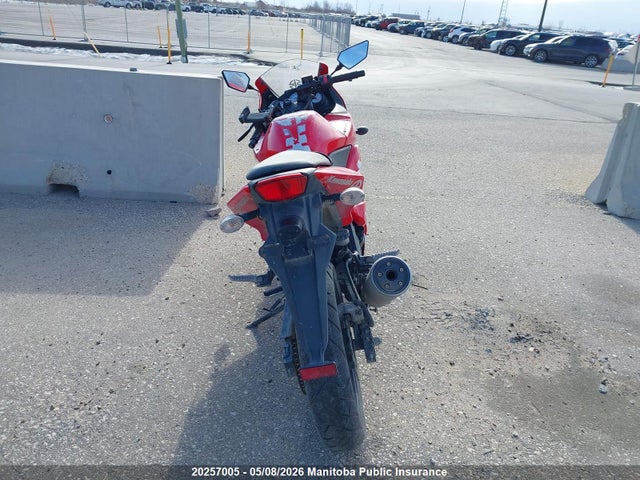 2012 Kawasaki Ex250r Ninja მანქანა იყიდება აუქციონზე, vin: JKAEXMJ16CDAB0327, აუქციონის ნომერი: 20257005