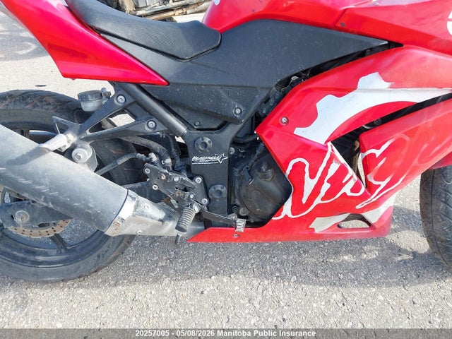 2012 Kawasaki Ex250r Ninja მანქანა იყიდება აუქციონზე, vin: JKAEXMJ16CDAB0327, აუქციონის ნომერი: 20257005