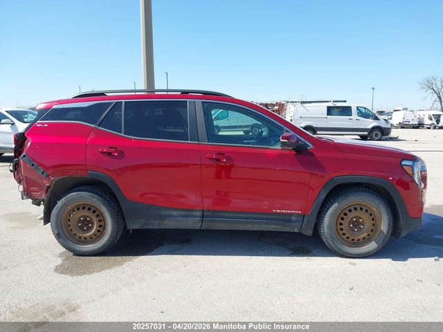 3GKALTEV4NL116673 GMC Terrain Sle