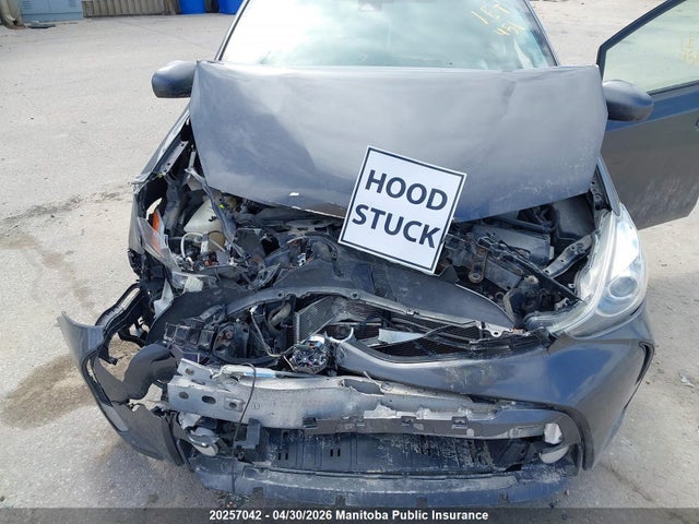 JTDZN3EU7HJ066153 Toyota PRIUS V