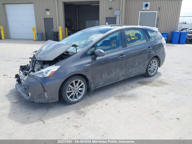 JTDZN3EU7HJ066153 Toyota PRIUS V