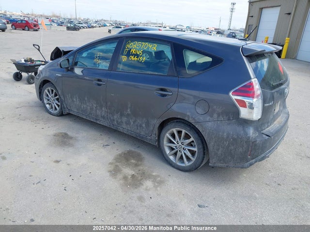 JTDZN3EU7HJ066153 Toyota PRIUS V