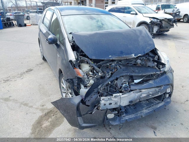 JTDZN3EU7HJ066153 Toyota PRIUS V