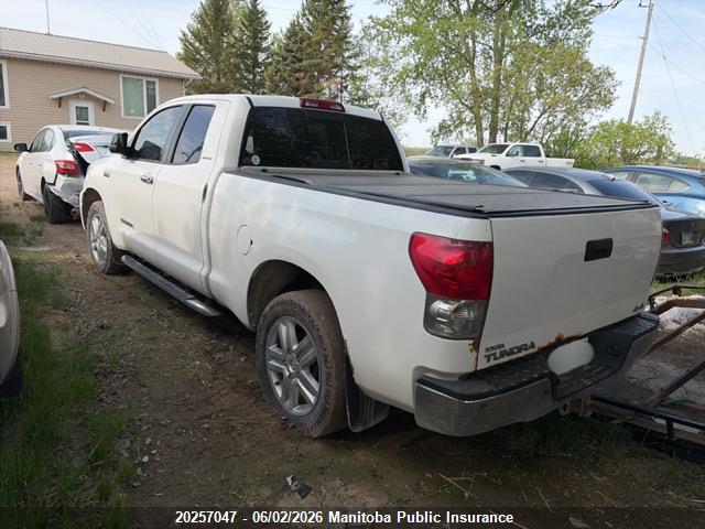 20257047 :رقم المزاد ، 5TFBV58197X027316 vin ، 2007 Toyota Tundra Limited V8 Double Cab مزاد بيع
