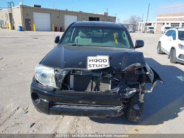 2011 Toyota Tacoma V6 Access Cab მანქანა იყიდება აუქციონზე, vin: 5TFUU4EN2BX018768, აუქციონის ნომერი: 20257051