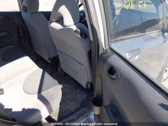 Продажа на аукционе авто 2008 Honda Fit Lx, vin: JHMGD384X8S811542, номер лота: 20257053
