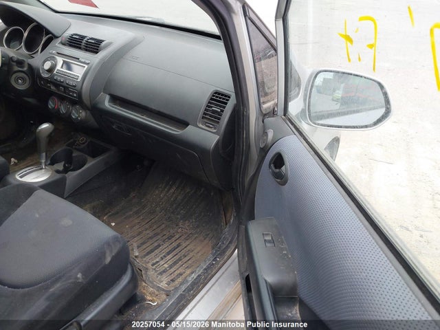 Продажа на аукционе авто 2007 Honda Fit Sport, vin: JHMGD38657S809875, номер лота: 20257054