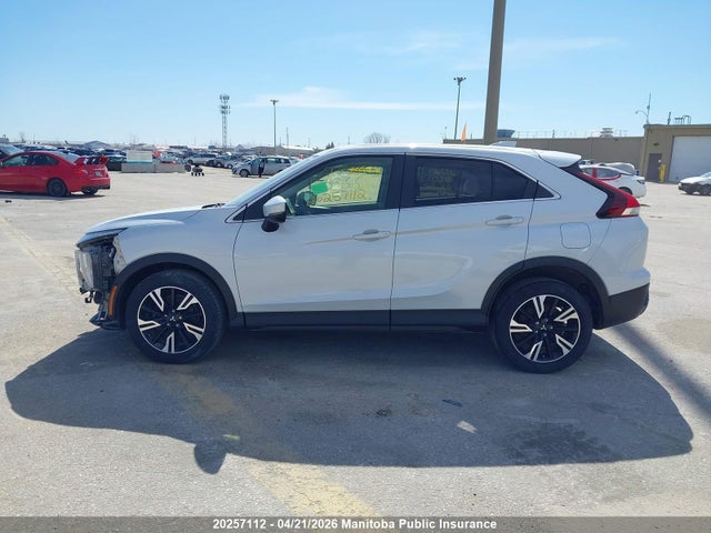 JA4ATUAAXPZ601376 Mitsubishi Eclipse Cross Es
