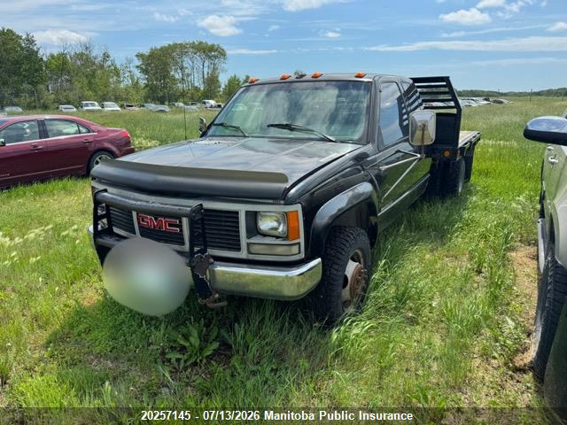 20257145 :رقم المزاد ، 2GTHK39N4N1529637 vin ، 1992 Gmc K/v 3500 4+cab مزاد بيع