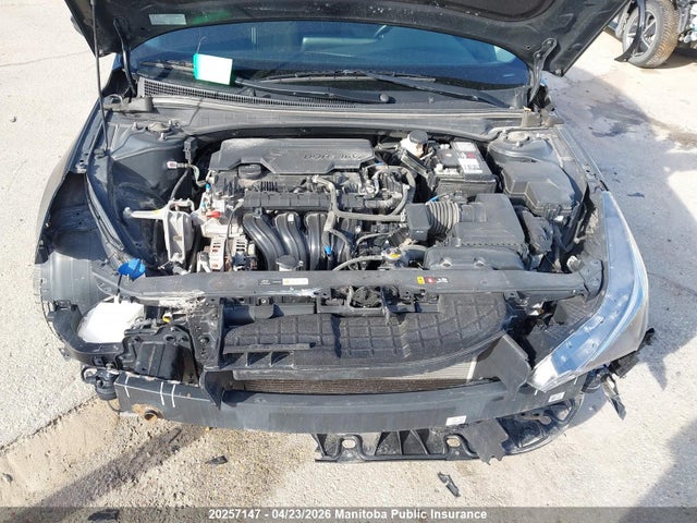 KMHLM4AG4MU077033 Hyundai Elantra Preferred