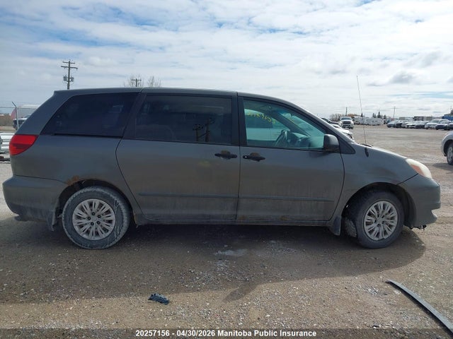 2004 Toyota Sienna Ce V6 მანქანა იყიდება აუქციონზე, vin: 5TDZA29C24S014885, აუქციონის ნომერი: 20257156