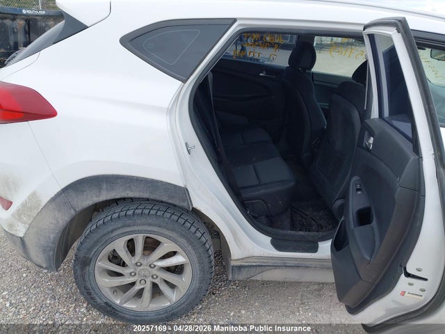 KM8J3CA48JU777417 Hyundai Tucson