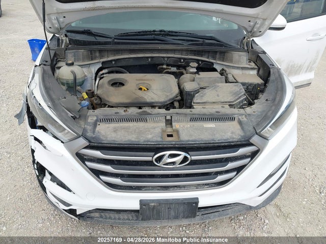 KM8J3CA48JU777417 Hyundai Tucson