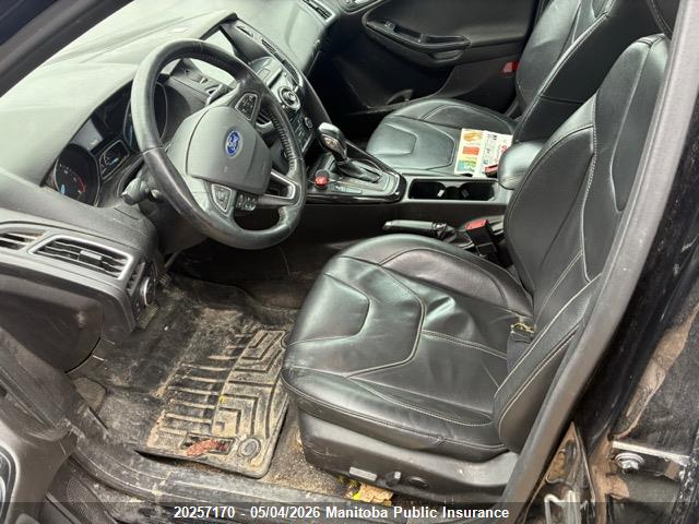 1FADP3J22HL265713 Ford Focus Titanium