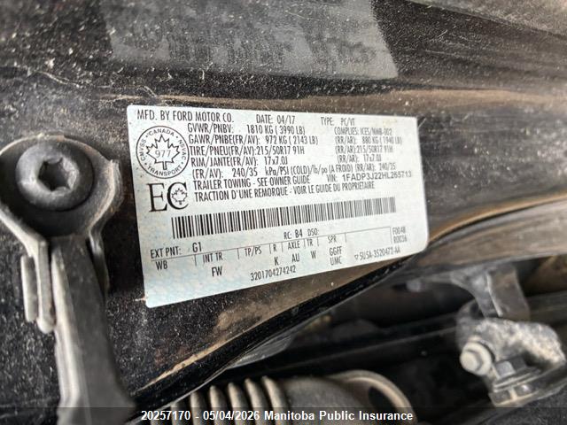 1FADP3J22HL265713 Ford Focus Titanium