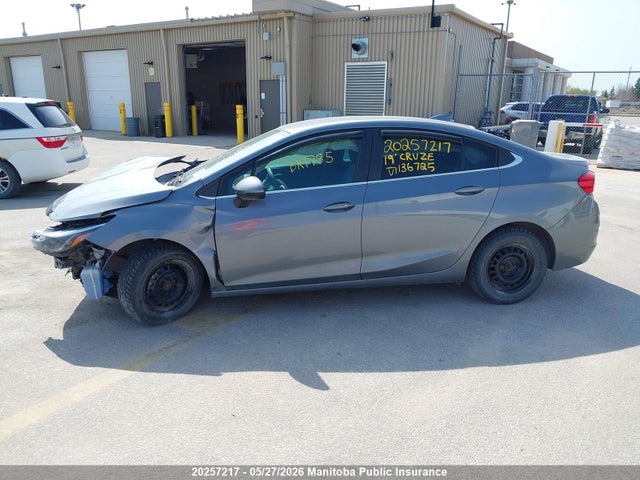 20257217 :رقم المزاد ، 1G1BE5SM6K7136725 vin ، 2019 Chevrolet Cruze Lt Turbo مزاد بيع