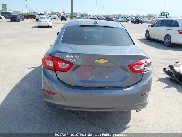 20257217 :رقم المزاد ، 1G1BE5SM6K7136725 vin ، 2019 Chevrolet Cruze Lt Turbo مزاد بيع