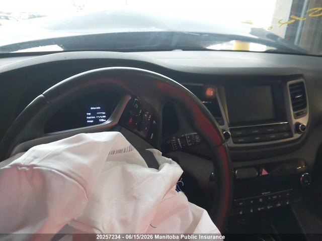 KM8J3CA4XJU624862 Hyundai Tucson