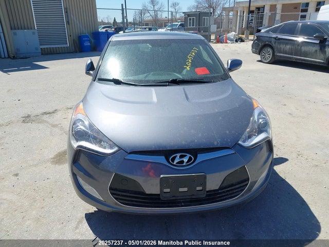 KMHTC6AD4GU301961 Hyundai Veloster