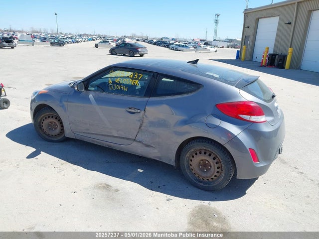 KMHTC6AD4GU301961 Hyundai Veloster