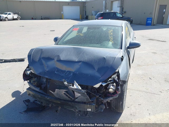 KMHD84LF1LU002768 Hyundai Elantra Preferred