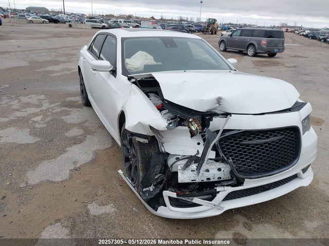 Продажа на аукционе авто 2023 Chrysler 300 Touring L, vin: 2C3CCASG1PH647005, номер лота: 20257305