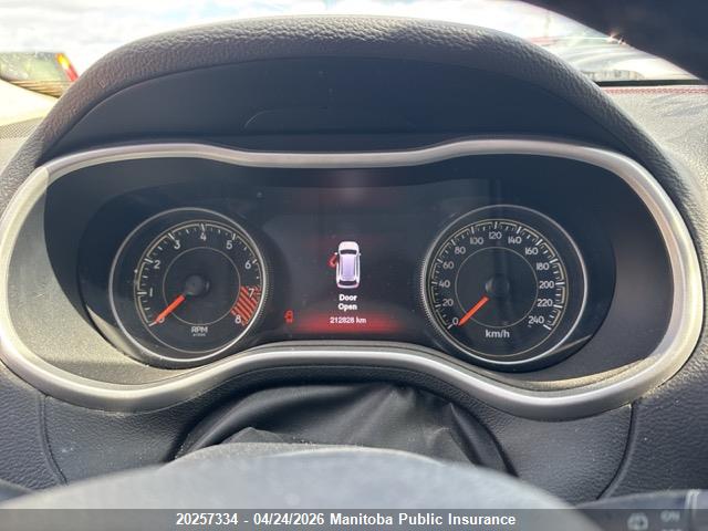 1C4PJMBS6FW727084 Jeep Cherokee Trailhawk