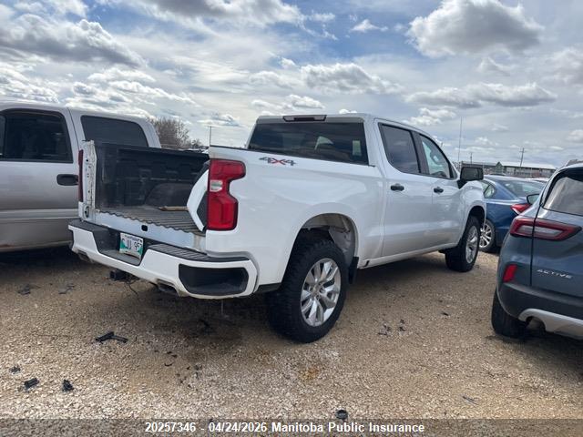 1GCUYBEF0MZ255428 Chevrolet Silverado 1500 Custom Crew Cab