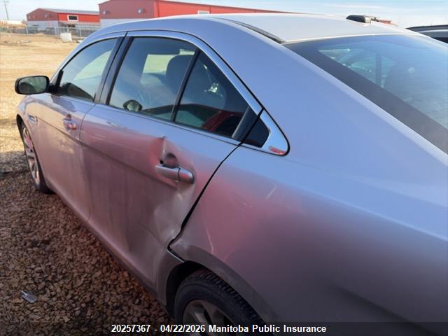 1FAHP2J8XGG125481 Ford Taurus Limited