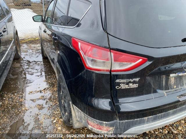 1FMCU9GX5EUD27773 Ford ESCAPE SE