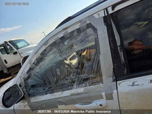 20257386 :رقم المزاد ، 1C4NJDABXFD170071 vin ، 2015 Jeep Compass Sport مزاد بيع