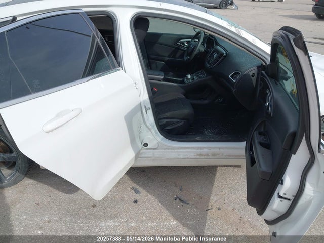 Продажа на аукционе авто 2015 Chrysler 200 Lx, vin: 1C3CCCFB8FN639421, номер лота: 20257388