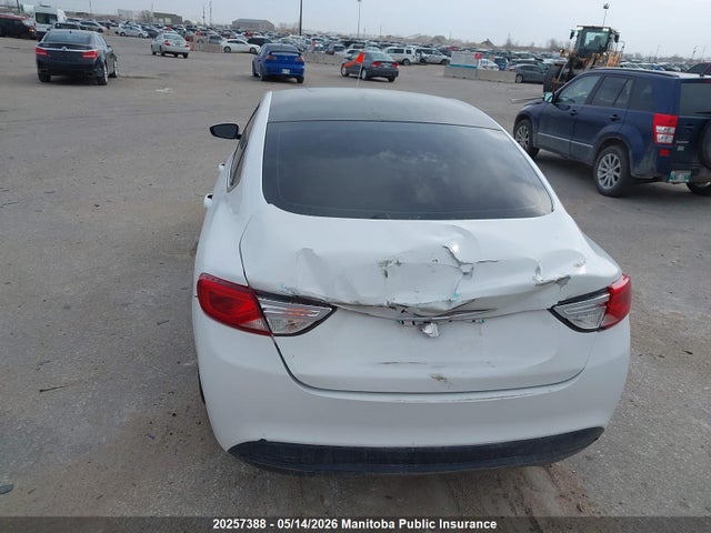 Продажа на аукционе авто 2015 Chrysler 200 Lx, vin: 1C3CCCFB8FN639421, номер лота: 20257388