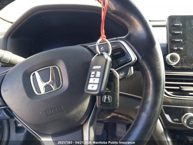 1HGCV1F91JA806873 Honda Accord Touring