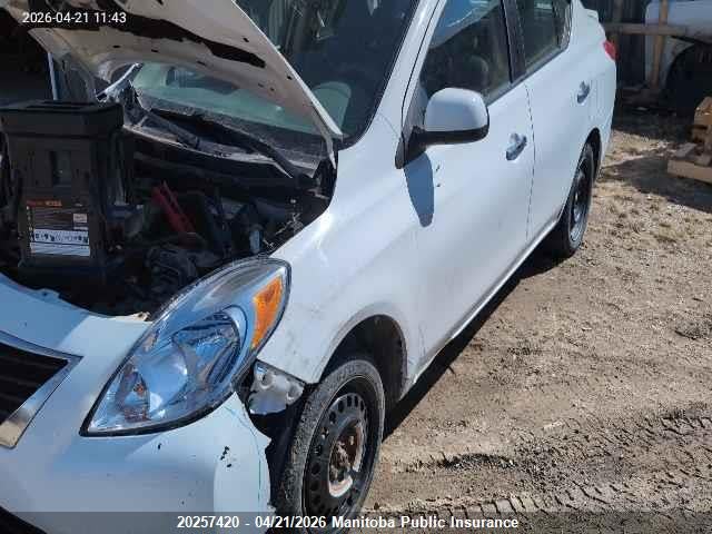 2013 Nissan Versa 1.6 Sv მანქანა იყიდება აუქციონზე, vin: 3N1CN7AP6DL872830, აუქციონის ნომერი: 20257420