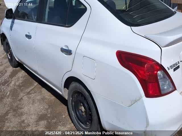2013 Nissan Versa 1.6 Sv მანქანა იყიდება აუქციონზე, vin: 3N1CN7AP6DL872830, აუქციონის ნომერი: 20257420