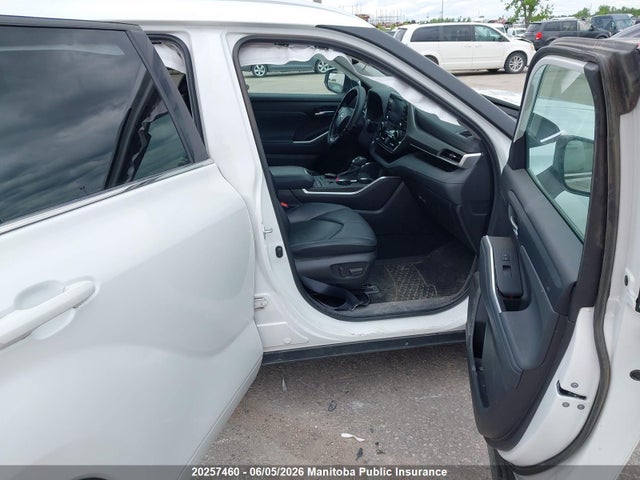 2022 Toyota Highlander Xle V6 მანქანა იყიდება აუქციონზე, vin: 5TDGZRBHXNS222741, აუქციონის ნომერი: 20257460