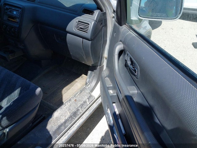 1999 Honda Cr-v მანქანა იყიდება აუქციონზე, vin: JHLRD1851XC810590, აუქციონის ნომერი: 20257476