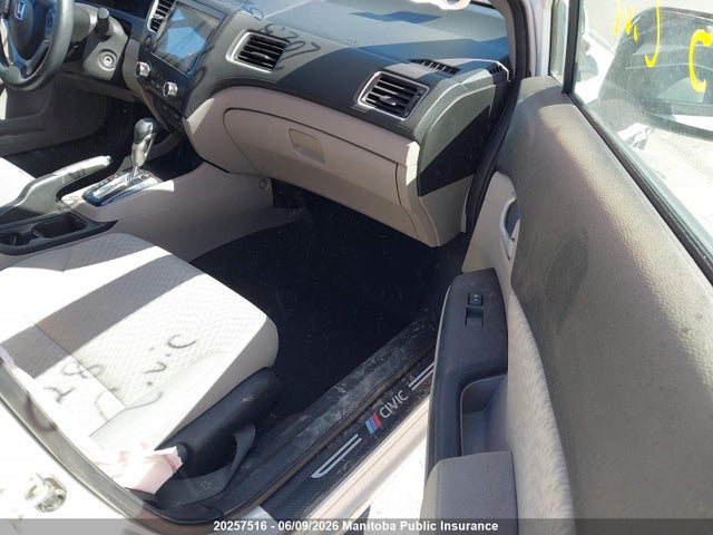 20257516 :رقم المزاد ، 2HGFB2F42FH029628 vin ، 2015 Honda Civic Lx مزاد بيع