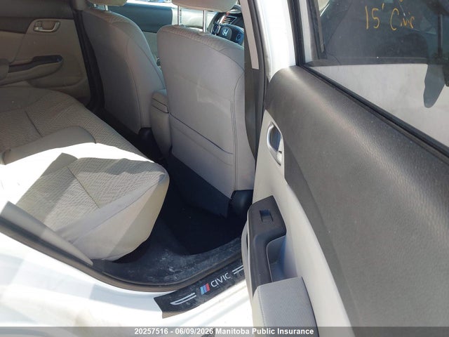 20257516 :رقم المزاد ، 2HGFB2F42FH029628 vin ، 2015 Honda Civic Lx مزاد بيع