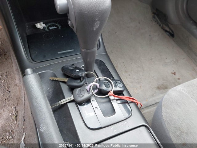 20257541 :رقم المزاد ، JTDBE32K530195012 vin ، 2003 Toyota Camry Le مزاد بيع