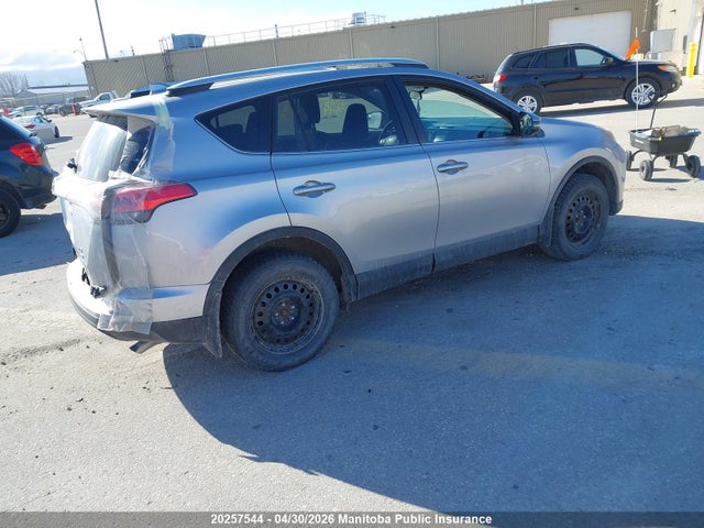 2016 Toyota Rav4 Le მანქანა იყიდება აუქციონზე, vin: 2T3BFREV9GW419325, აუქციონის ნომერი: 20257544