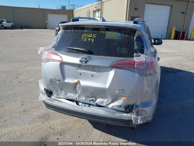 2016 Toyota Rav4 Le მანქანა იყიდება აუქციონზე, vin: 2T3BFREV9GW419325, აუქციონის ნომერი: 20257544