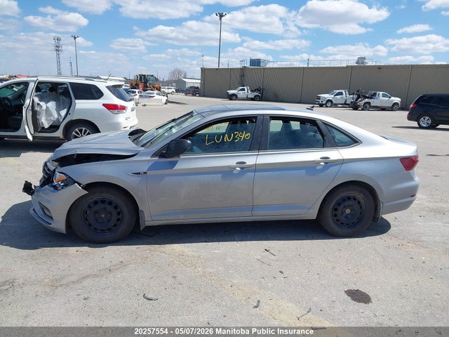 2021 Volkswagen Jetta Highline 1.4 Tsi მანქანა იყიდება აუქციონზე, vin: 3VWE57BU6MM062101, აუქციონის ნომერი: 20257554