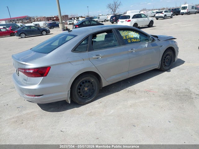 2021 Volkswagen Jetta Highline 1.4 Tsi მანქანა იყიდება აუქციონზე, vin: 3VWE57BU6MM062101, აუქციონის ნომერი: 20257554