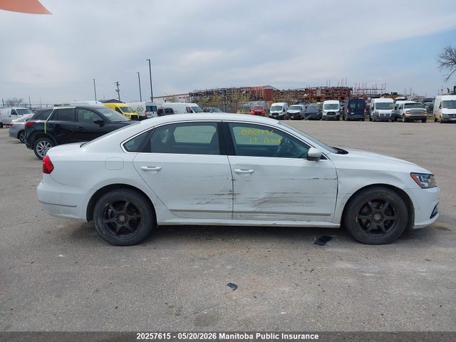 Aukcja sprzedaży 2017 Volkswagen Passat 1.8 Tsi, vin: 1VWAT7A37HC068896, numer aukcji: 20257615
