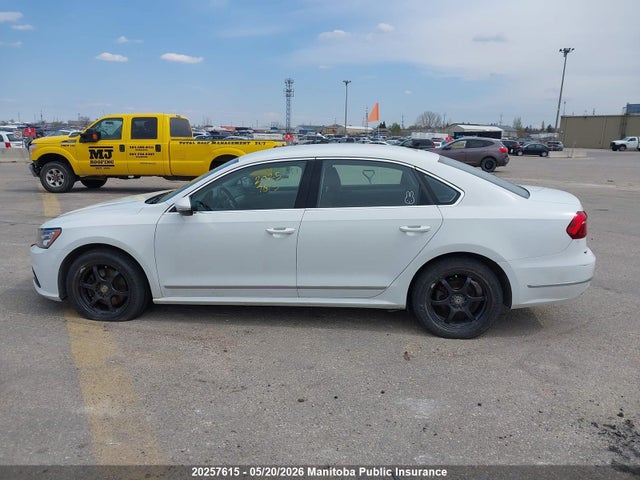 Aukcja sprzedaży 2017 Volkswagen Passat 1.8 Tsi, vin: 1VWAT7A37HC068896, numer aukcji: 20257615