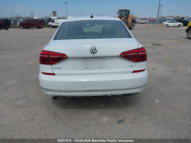 Aukcja sprzedaży 2017 Volkswagen Passat 1.8 Tsi, vin: 1VWAT7A37HC068896, numer aukcji: 20257615