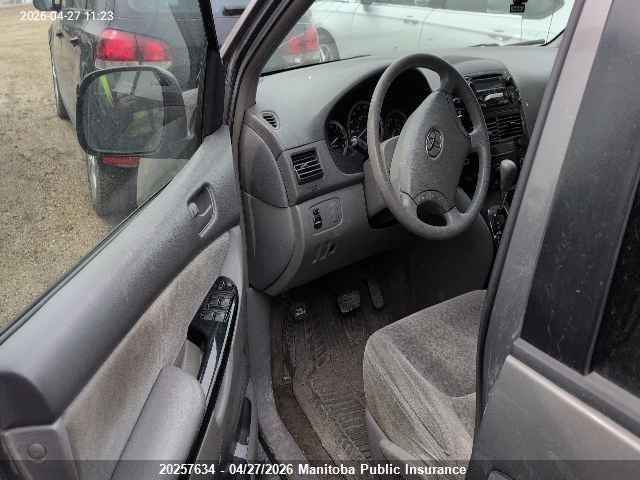 2005 Toyota Sienna Ce V6 მანქანა იყიდება აუქციონზე, vin: 5TDZA29C65S261506, აუქციონის ნომერი: 20257634